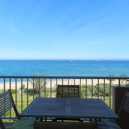 Апартаменты 2p En Bord De Avec Parking, 4 Couchages - Le Lavandou - Fr-1-251-909 *