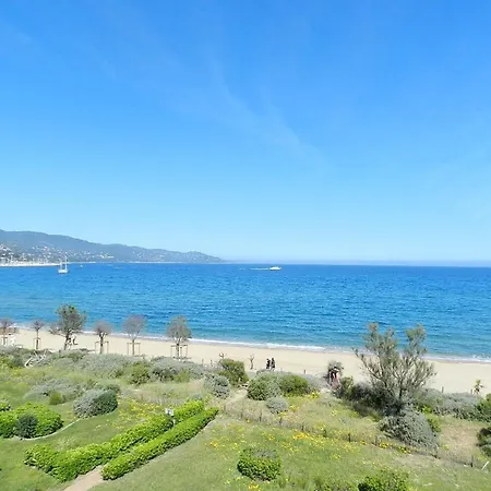 Апартаменты 2p En Bord De Avec Parking, 4 Couchages - Le Lavandou - Fr-1-251-909 *