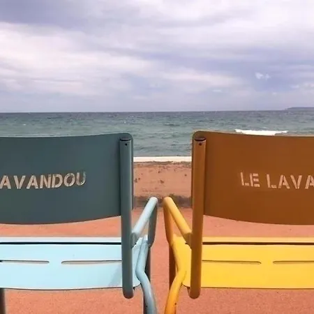 2p En Bord De Avec Parking, 4 Couchages - - Fr-1-251-909 * Le Lavandou